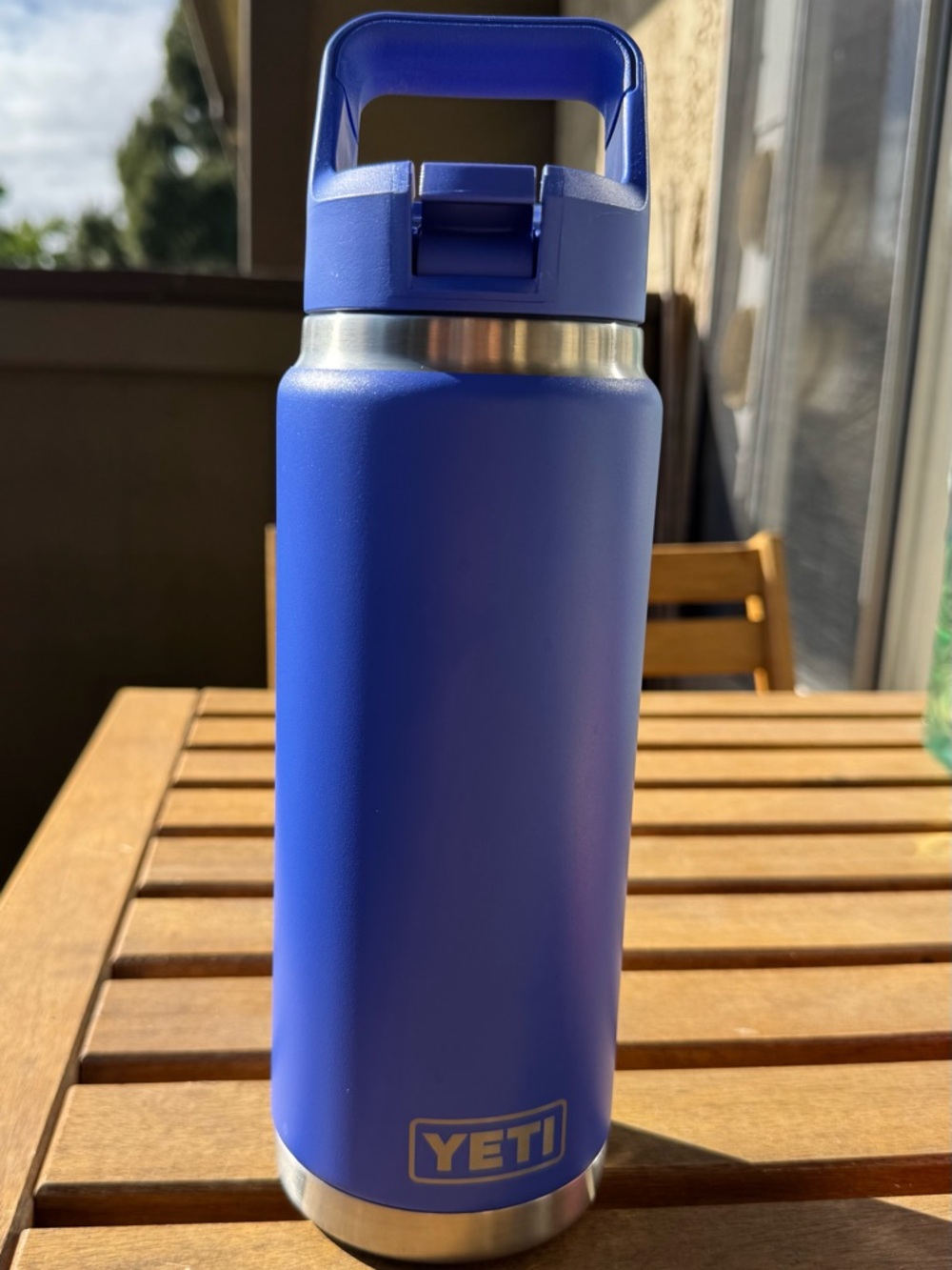 Yeti Rambler 26oz Straw Bottle - Ultramarine Violet w/ Extra Straw